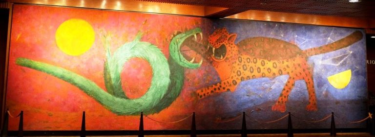 Private tour visiting examples of Mexican muralism